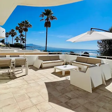Apartment Primera Linea Gran Terraza Frontal Al Mar Ideal Familias Estepona